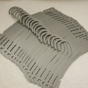 20 Cacique Bra Hangers